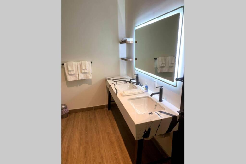 3E-Spacious Close To Pitt/Cmu/Carlow, Sleeps 4 Pittsburgh Exteriér fotografie
